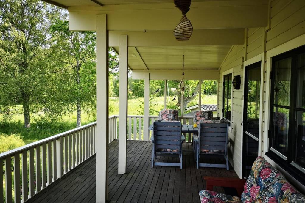 Ferienhaus Smultronsstaelle Hjo, Vaettern Luaran gambar